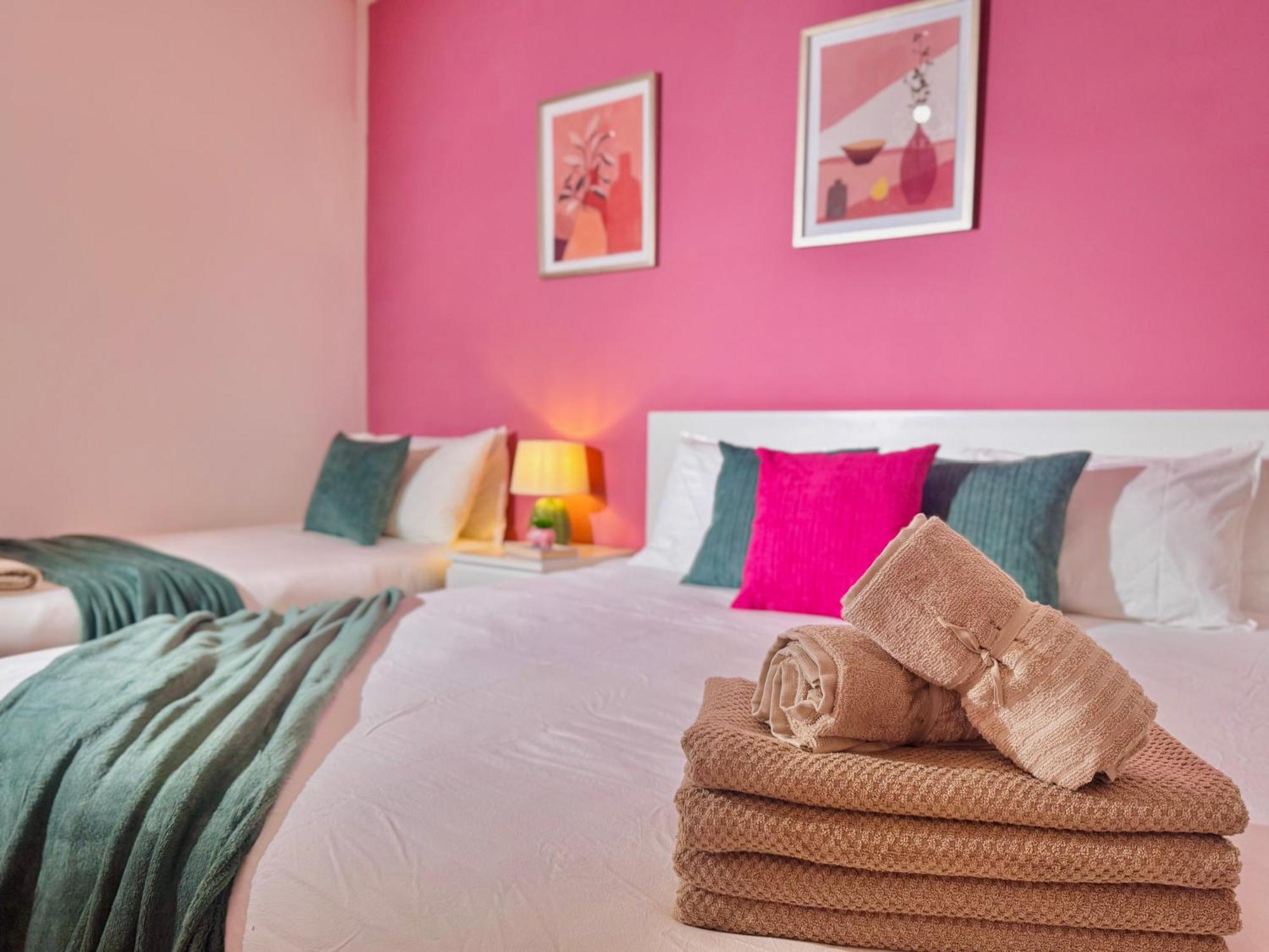 Modern 1-Bed Apt 30Min To Central London & Parking Exterior foto